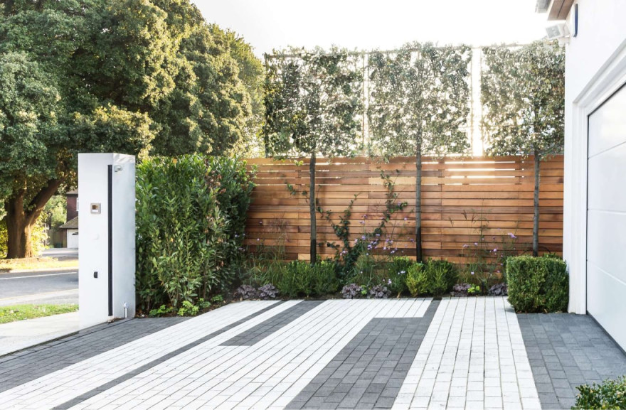 Front Gardens & Yards image