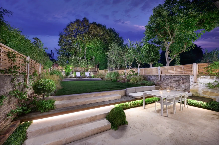 Alternating garden image 1