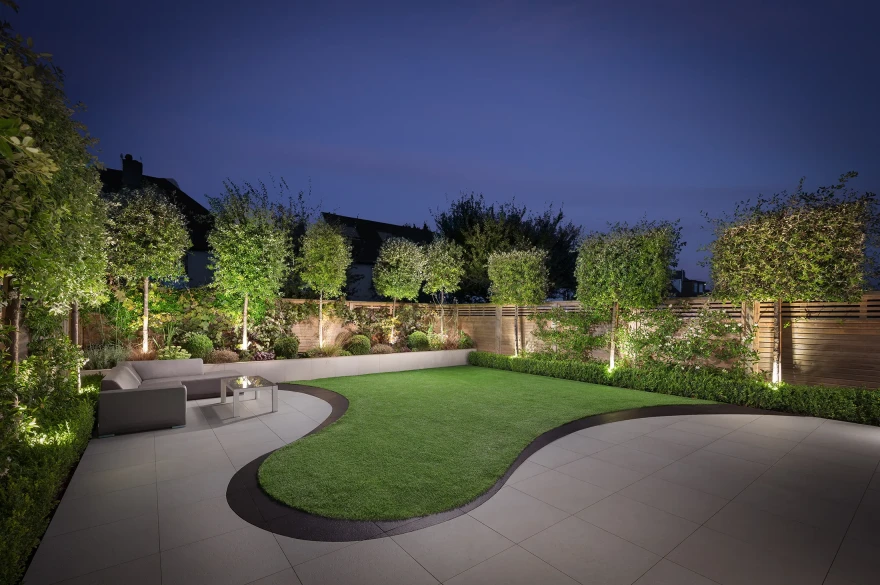 Sinuous garden image 4