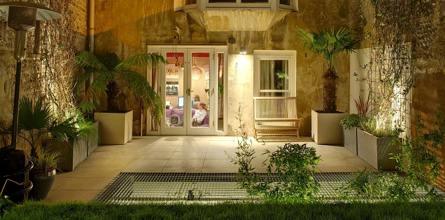 Vertiscape garden image 3