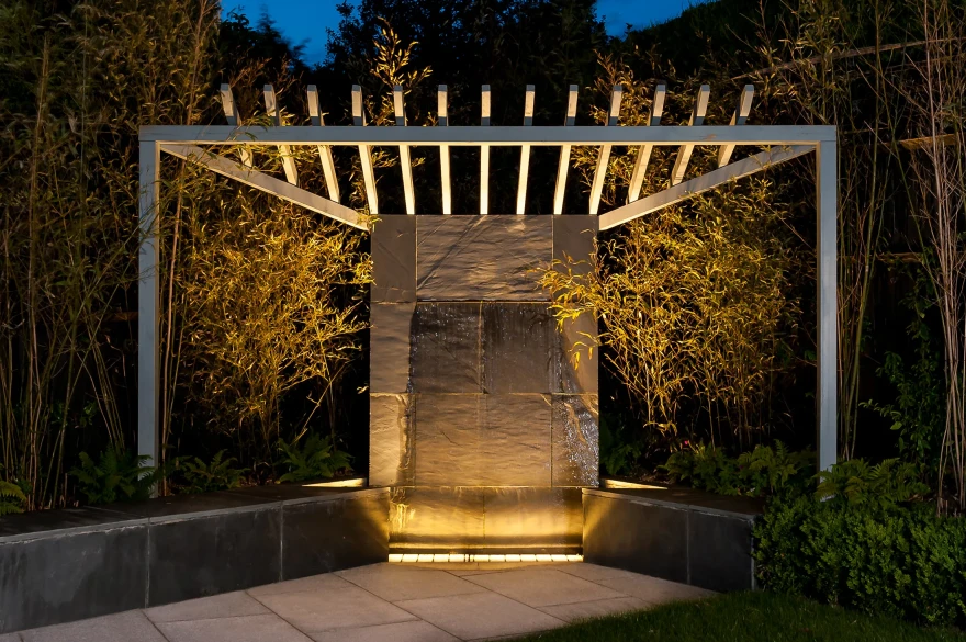 Embrace garden image 3