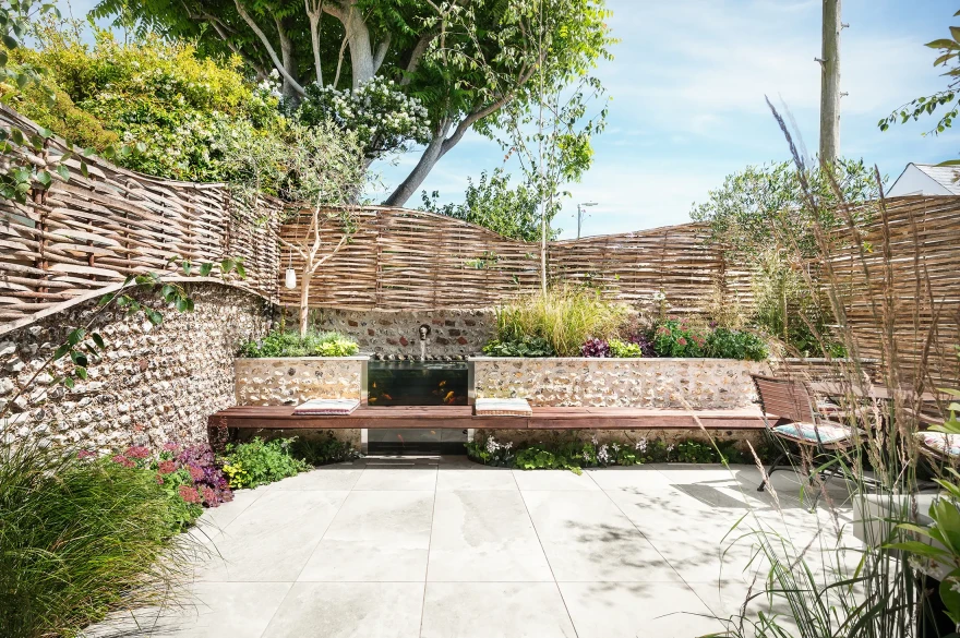 Ebb & Flow garden image 2