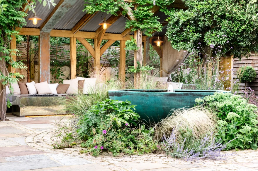 Courtyard For The Senses garden image 8
